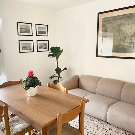 Lorenzo'S House Catania City Centre - Comfortable Large Apartment With 2 Bedrooms And 2 Baths, Close To Trains, Metro And Bus Station Luaran gambar